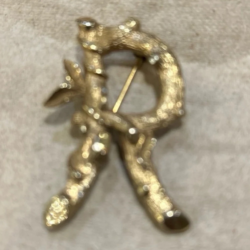Sarah Cavender Metalworks Gold Branch Ribbon Brooch